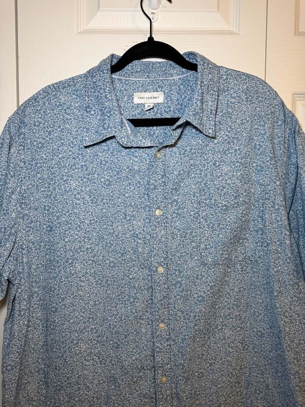 Free Assembly Button-Up Shirt Size 2XL Blue Floral Short Sleeve Casual